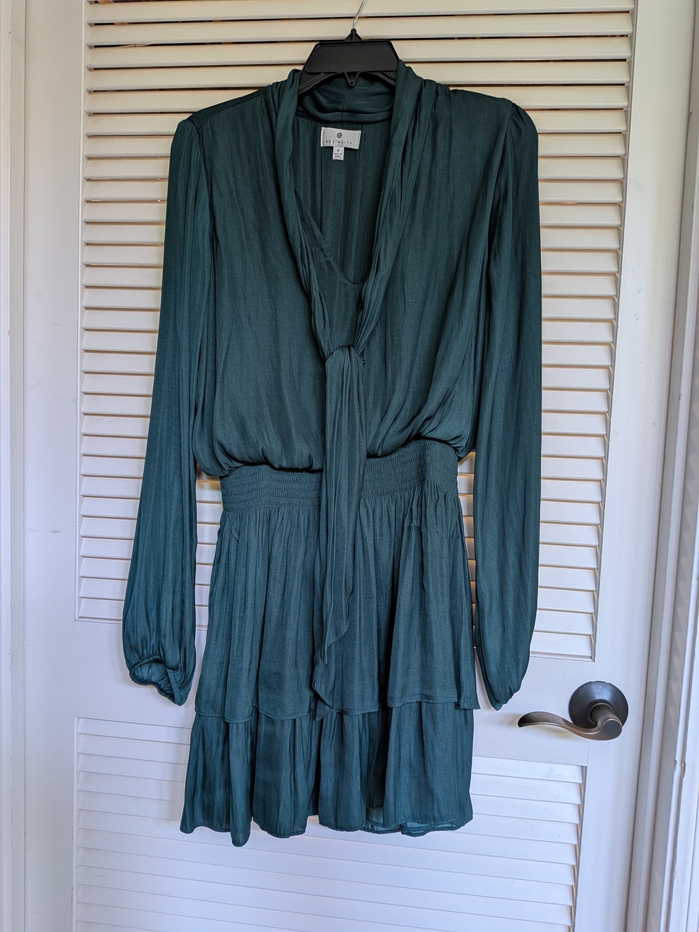 Socialite Deep Green Long-Sleeve Tiered Mini Dress